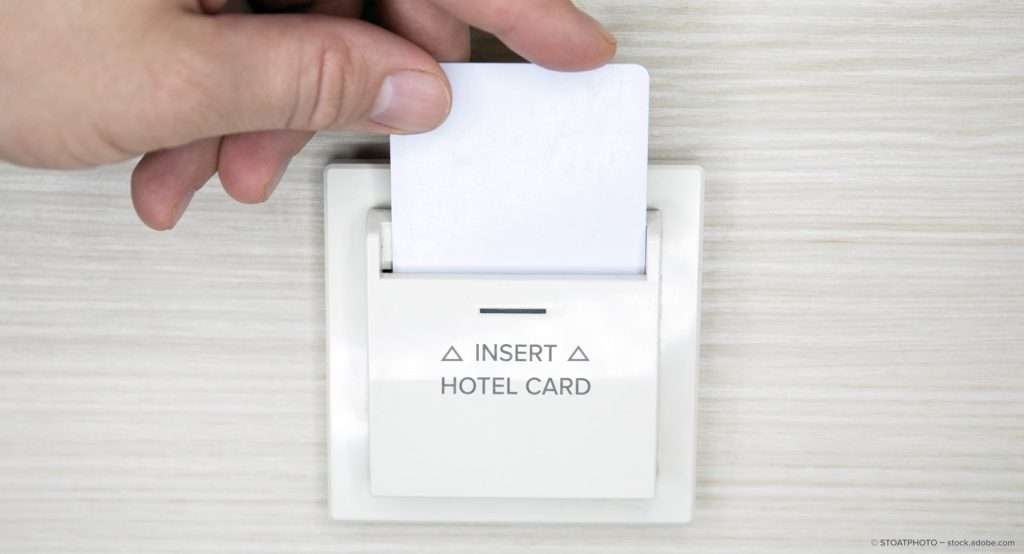 Key-card-hotel-Saving-energy
