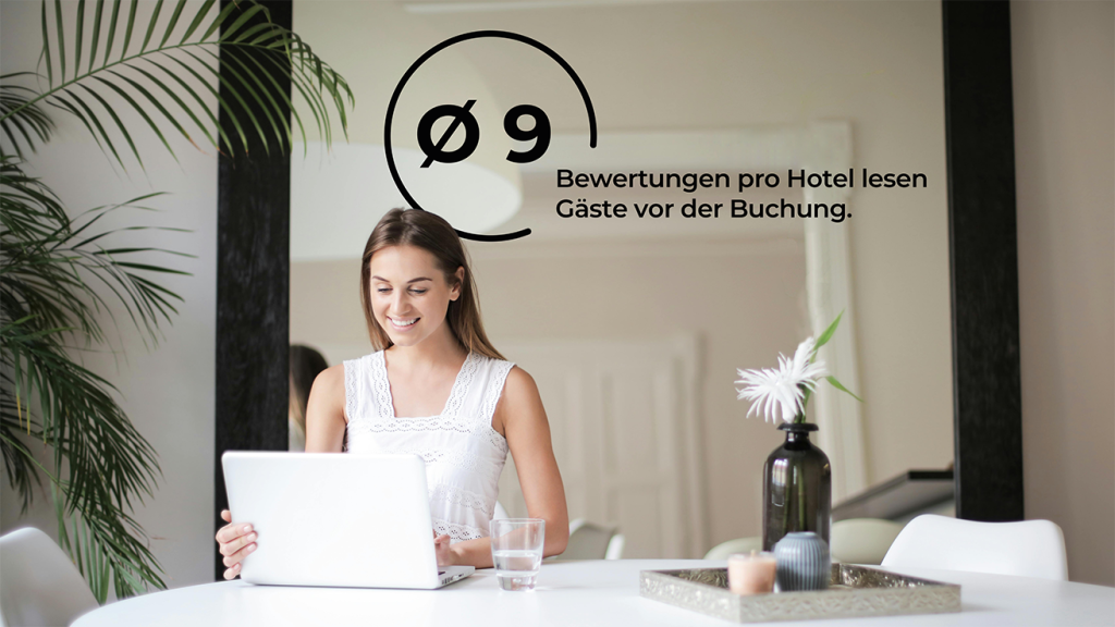 Frau an Laptop - Statistik- Gaestebewertungen